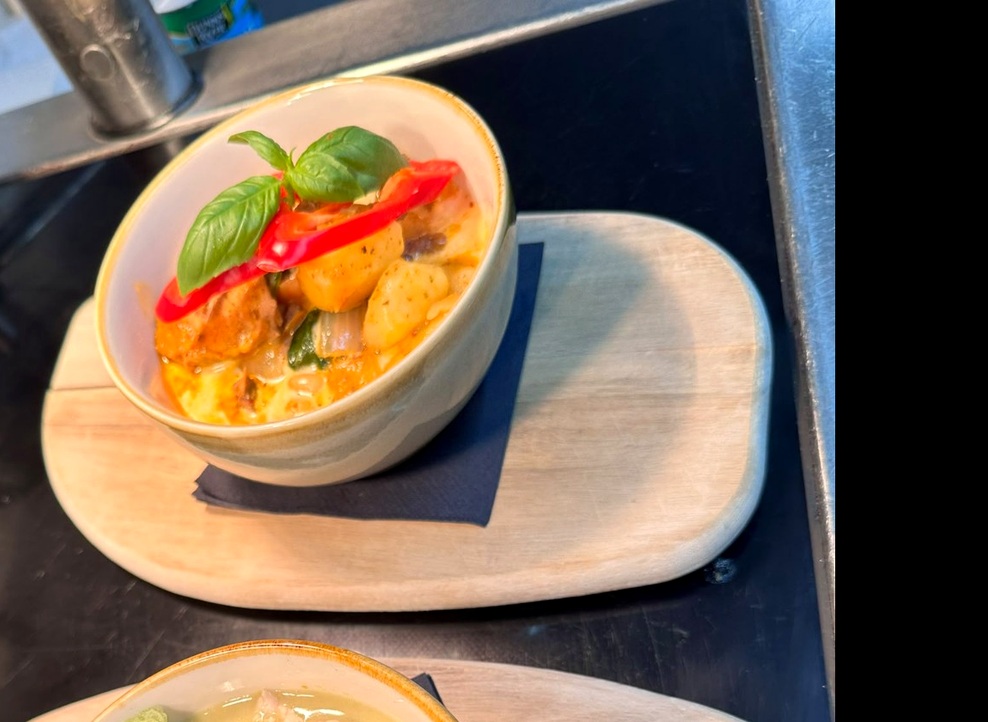 Thai curry prepared by Jai Pui for restaurant service